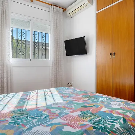 别墅 Traditional *